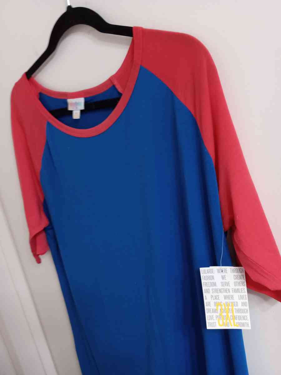 NWT 3XL LuLaRoe Julia 12 Fits size 26 to 28 Retails for 45