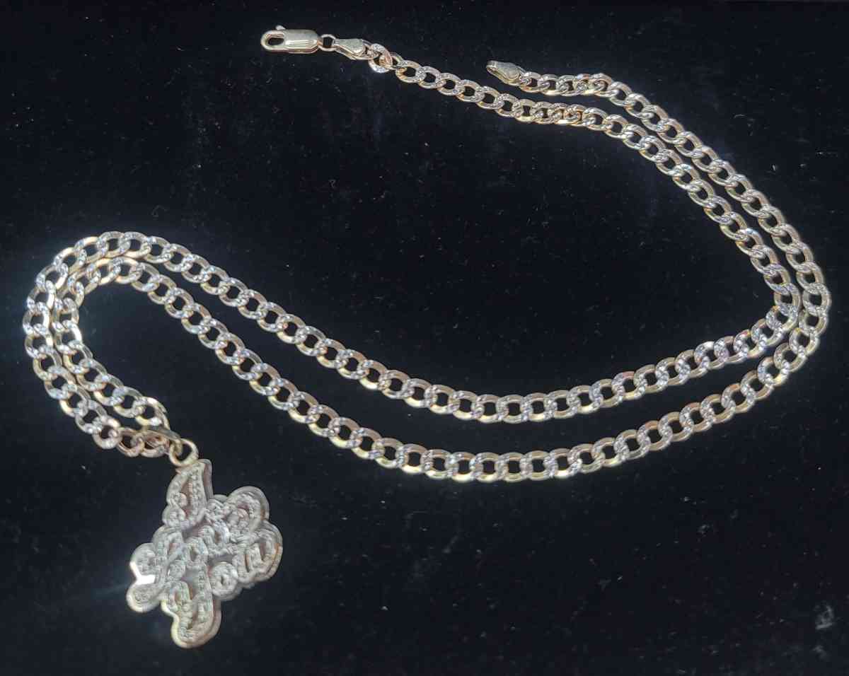 14K Gold Chain Hollow Cuban W Love Charm 114 Grams 22 - Bronx, New York - FleaMarketBay