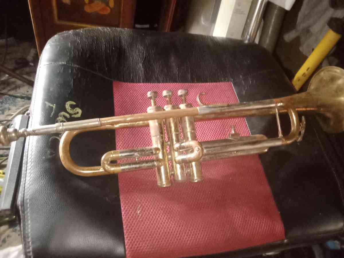 trumpet 1800 - Riverside, California - FleaMarketBay