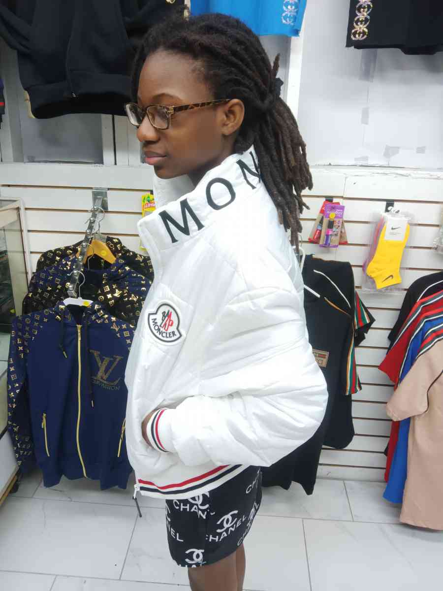 jacket size 4 - Achilles, Virginia - FleaMarketBay