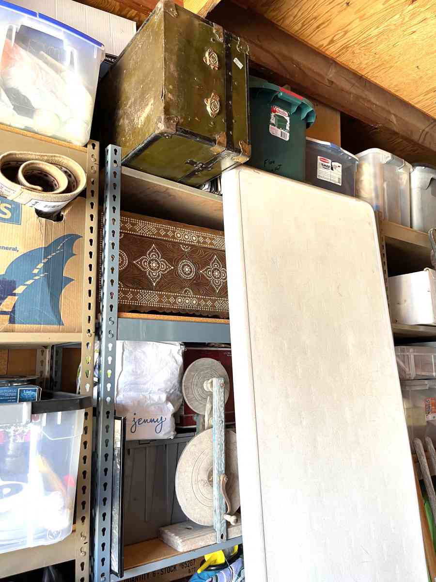 lots of Antiques and other items - Vacaville, California - FleaMarketBay