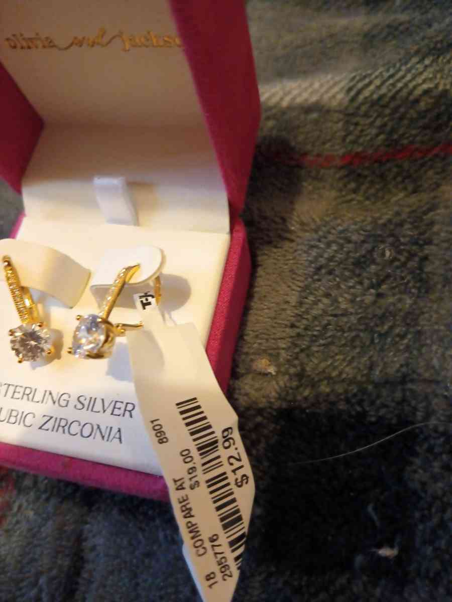 sterling silver earrings - Pocatello, Idaho - FleaMarketBay