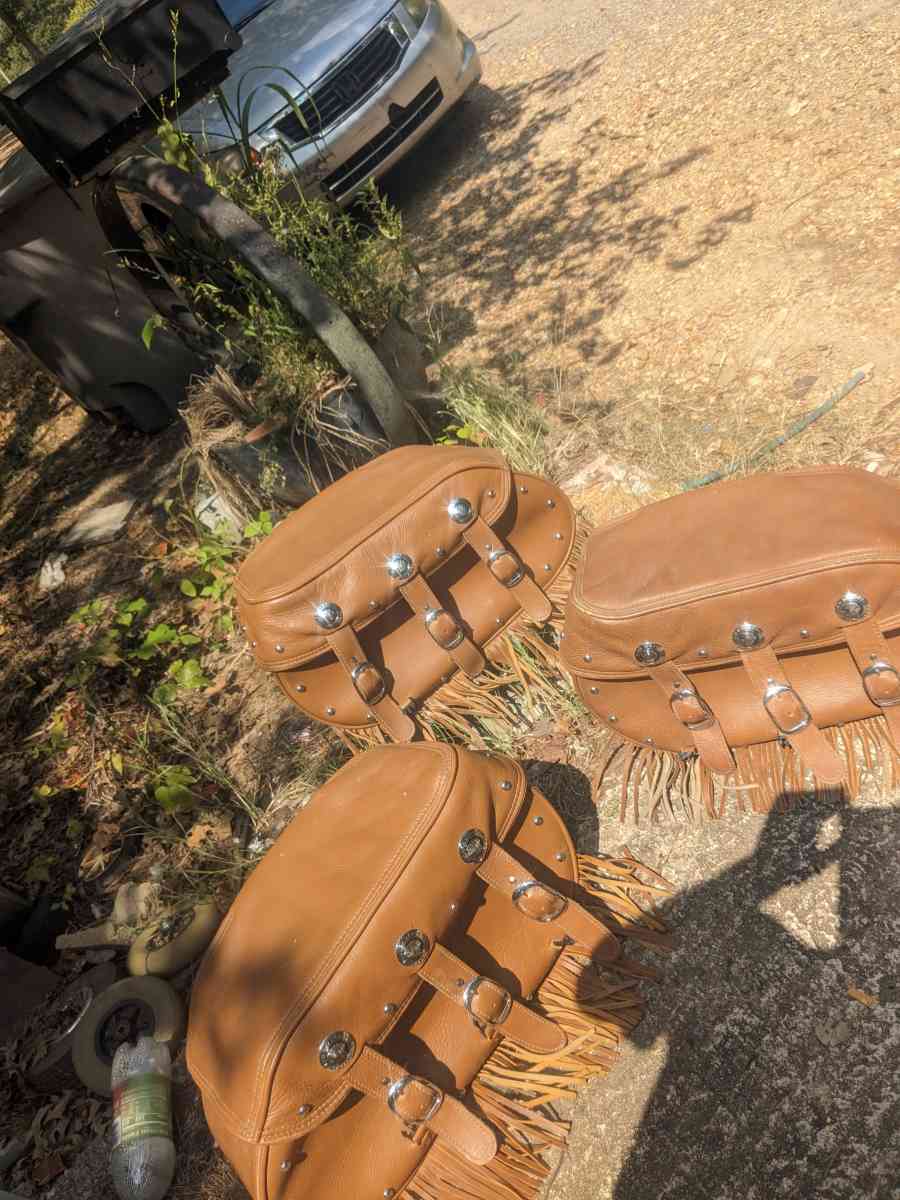 Indian motorcycle saddlebags - Jonesboro, Arkansas - FleaMarketBay