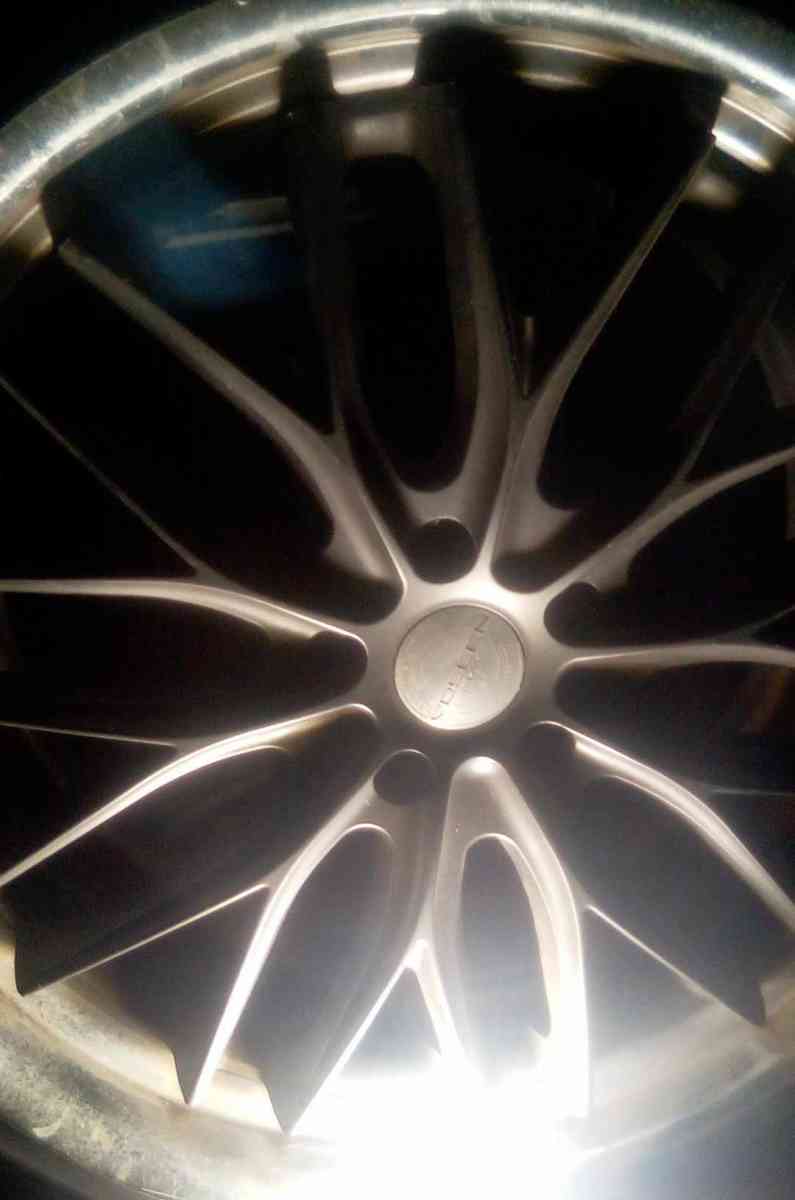 OSSEN 20 INCH RIMS - Fort Lauderdale, Florida