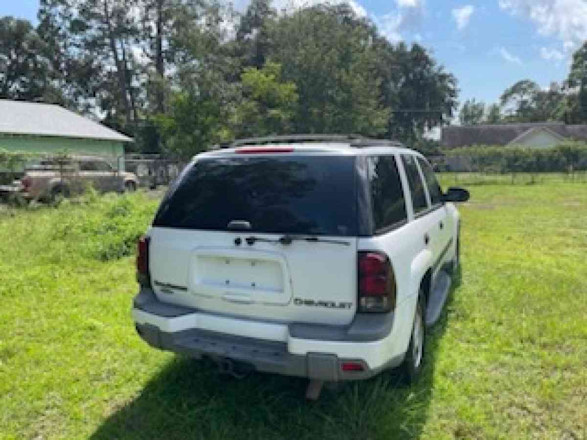 2002 Chevy trailblazer - Jacksonville, Florida - FleaMarketBay