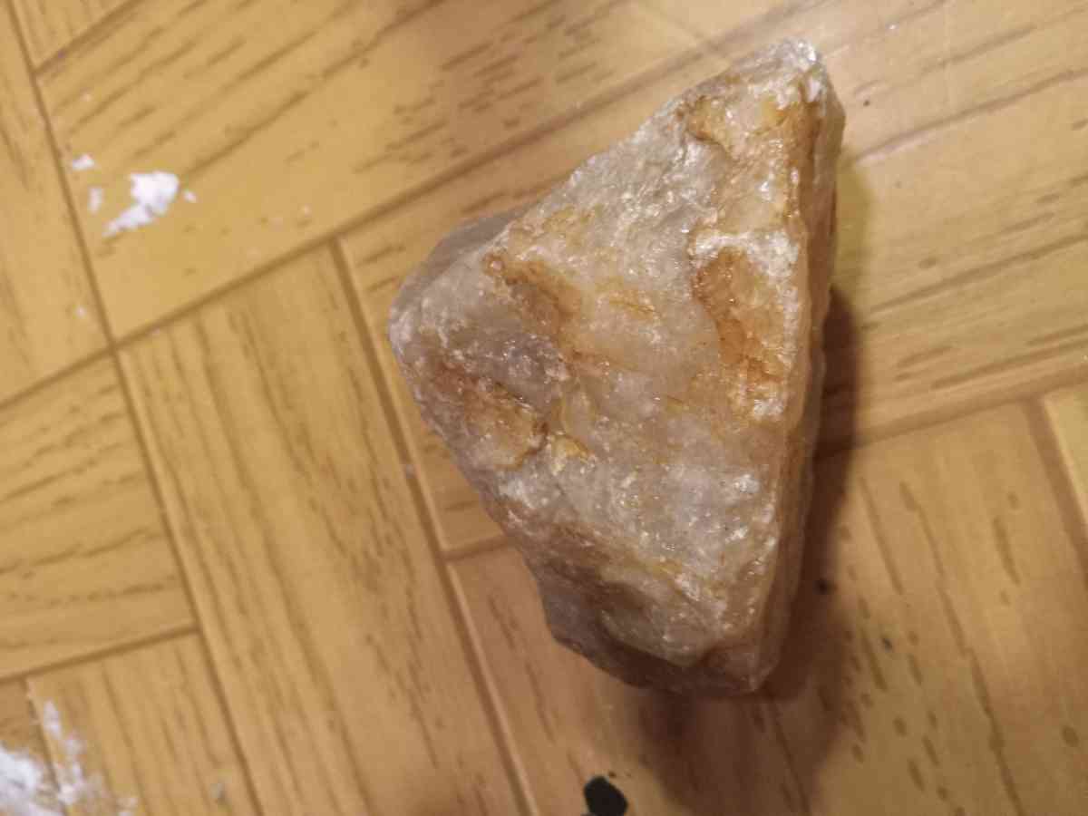 Quartz Mineral rock and crystals - Mansfield, Louisiana - FleaMarketBay