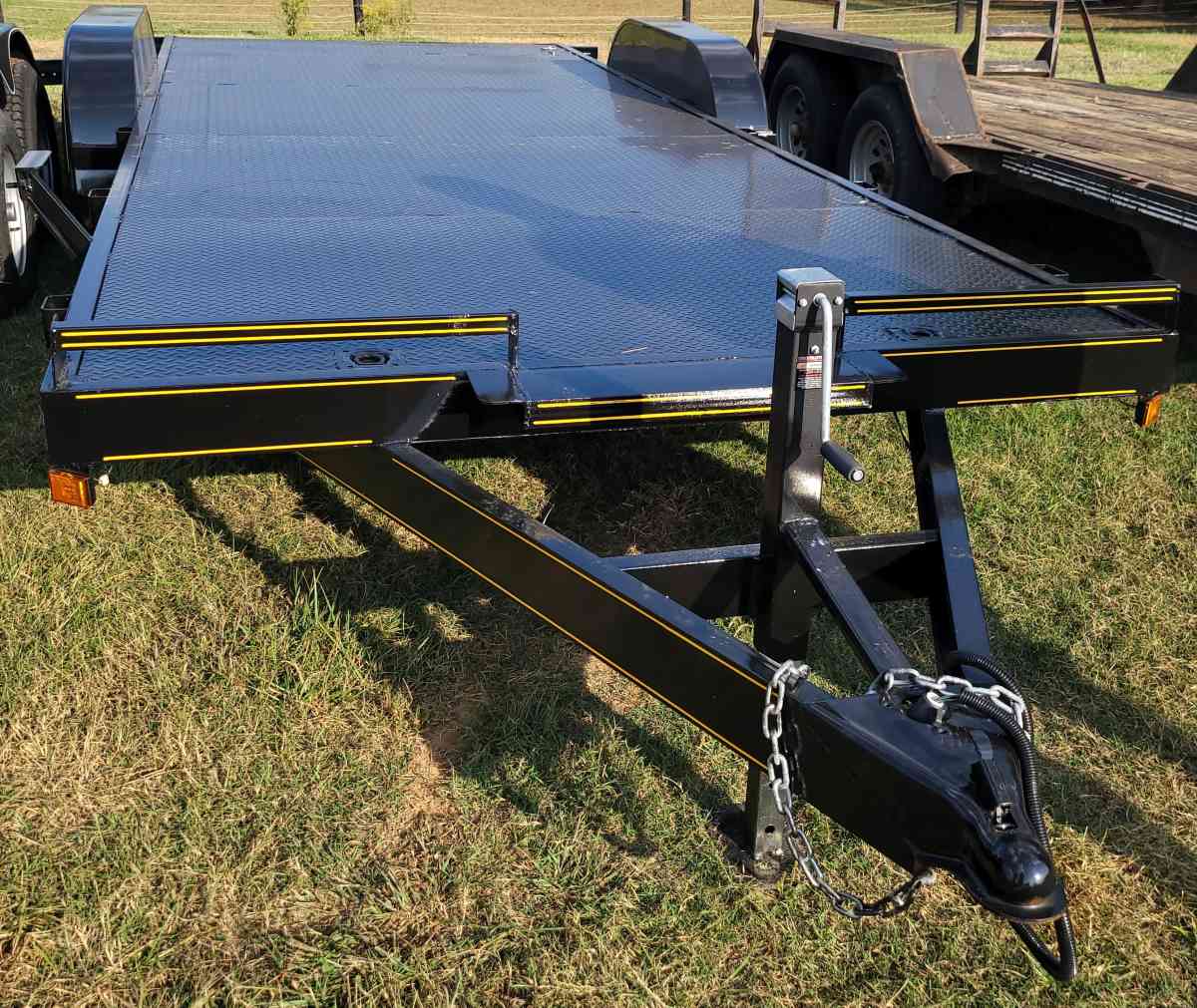 New Rogers Tandem Axel Car Hauler - Lewisburg, Tennessee