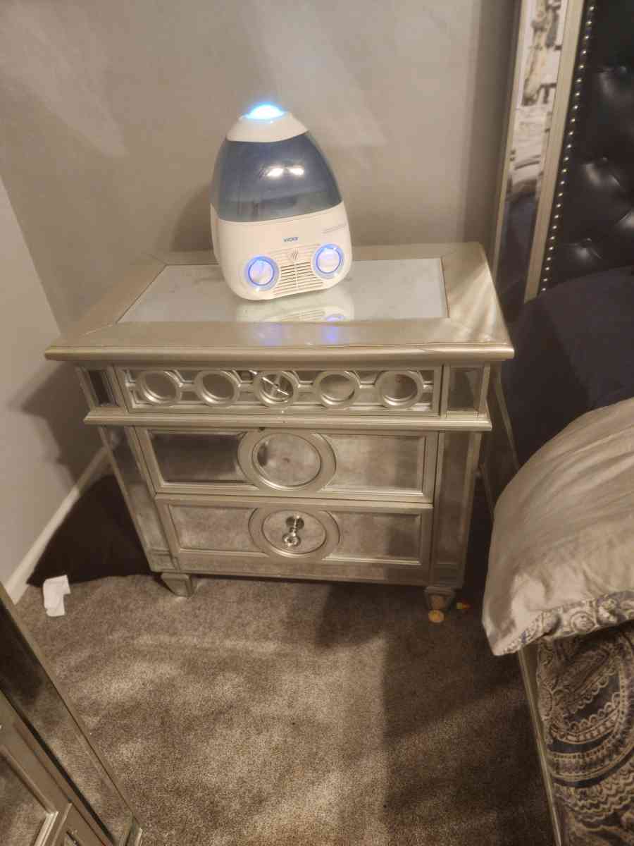 bed set - Allentown, New Jersey - FleaMarketBay