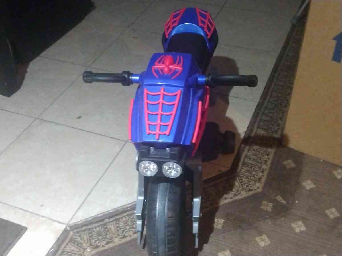 Marvel Spiderman 6V Battery Powered Motorcycle Boys Ride - Las Vegas, Nevada - FleaMarketBay