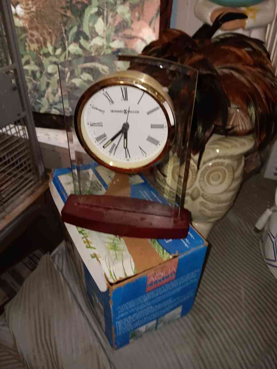 gold cross - Dade City, Florida - FleaMarketBay