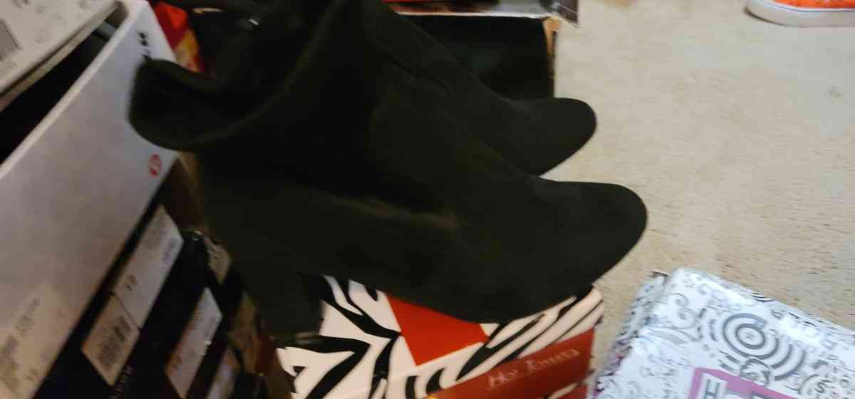 Womens Heel Boots - Pensacola, Florida - FleaMarketBay