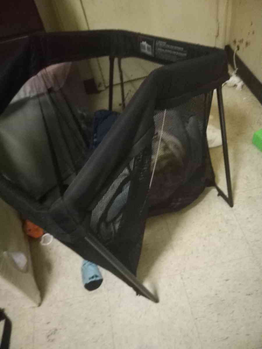 bby day bed - Sacramento, California - FleaMarketBay