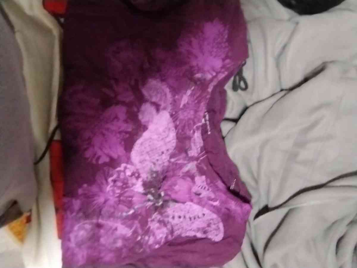 womens t shirt - Wichita, Kansas