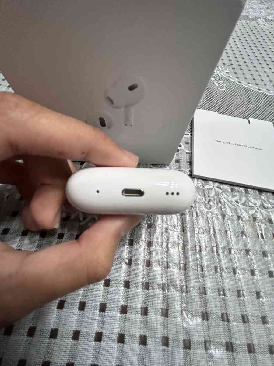 AirPod pro 2 gen - Ferndale, Washington - FleaMarketBay