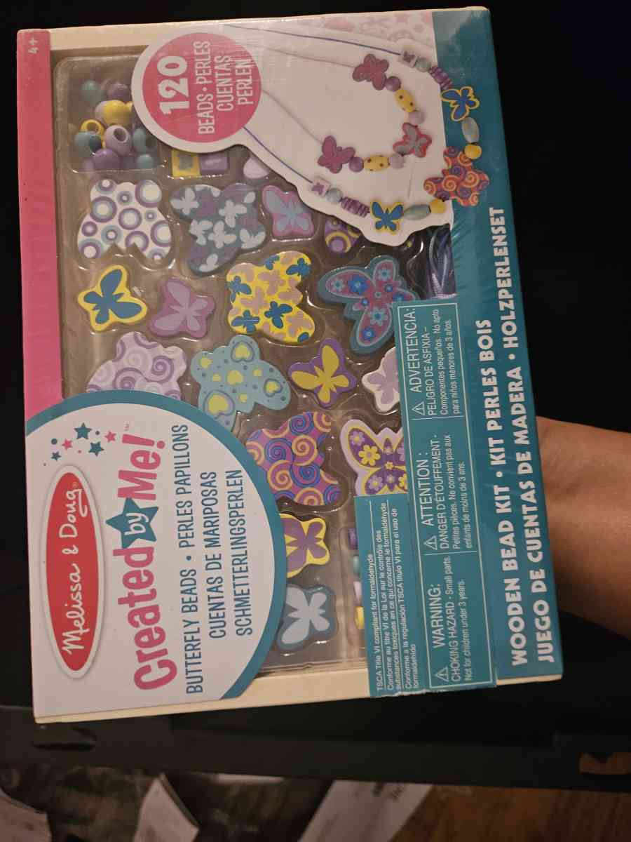 melissa and doug butterfly beads - Redford, Michigan - FleaMarketBay
