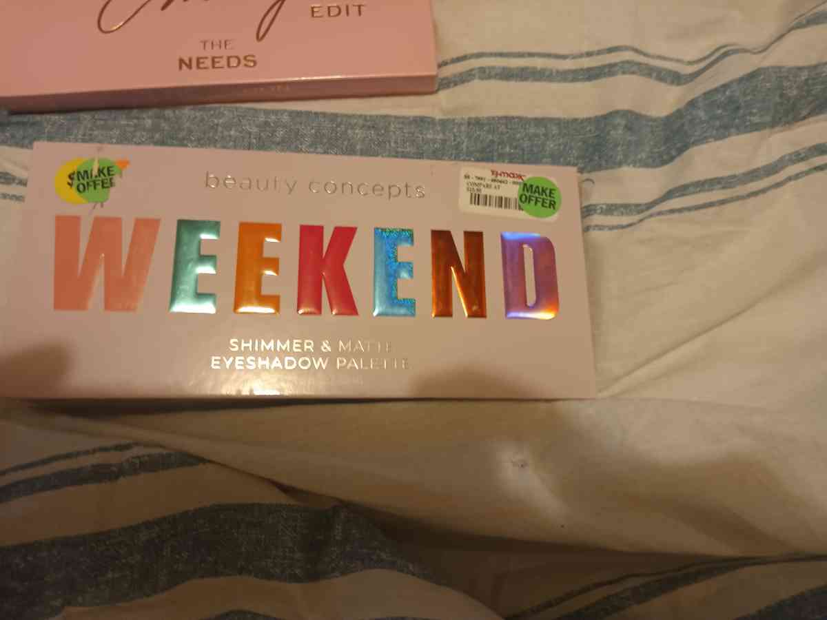 eyeshadow palettes full size four five of them - Pocatello, Idaho - FleaMarketBay