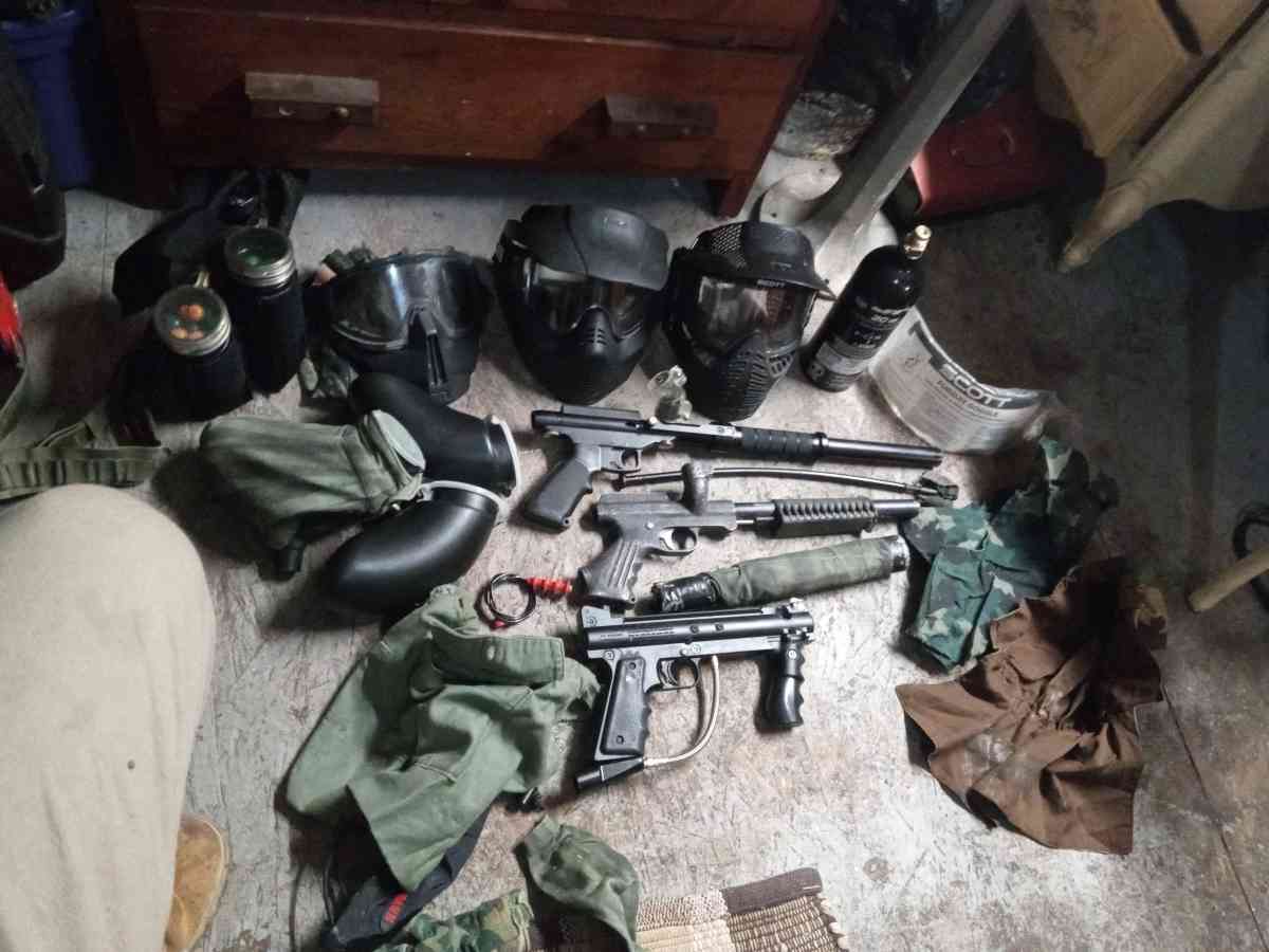 paintball set up for 4 - Mentor, Ohio - FleaMarketBay