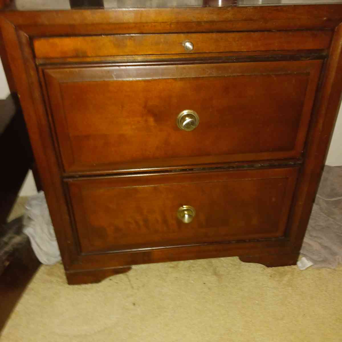 bedroom set - Pasadena, Texas - FleaMarketBay