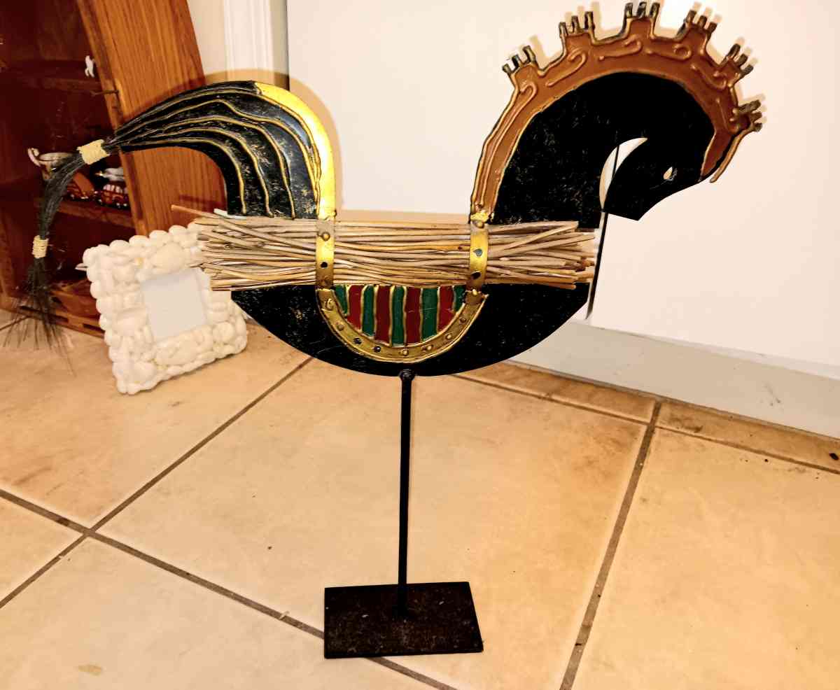 horse  seahorse sculpture art - Jensen Beach, Florida - FleaMarketBay