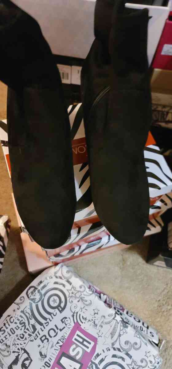 Womens Heel Boots - Pensacola, Florida