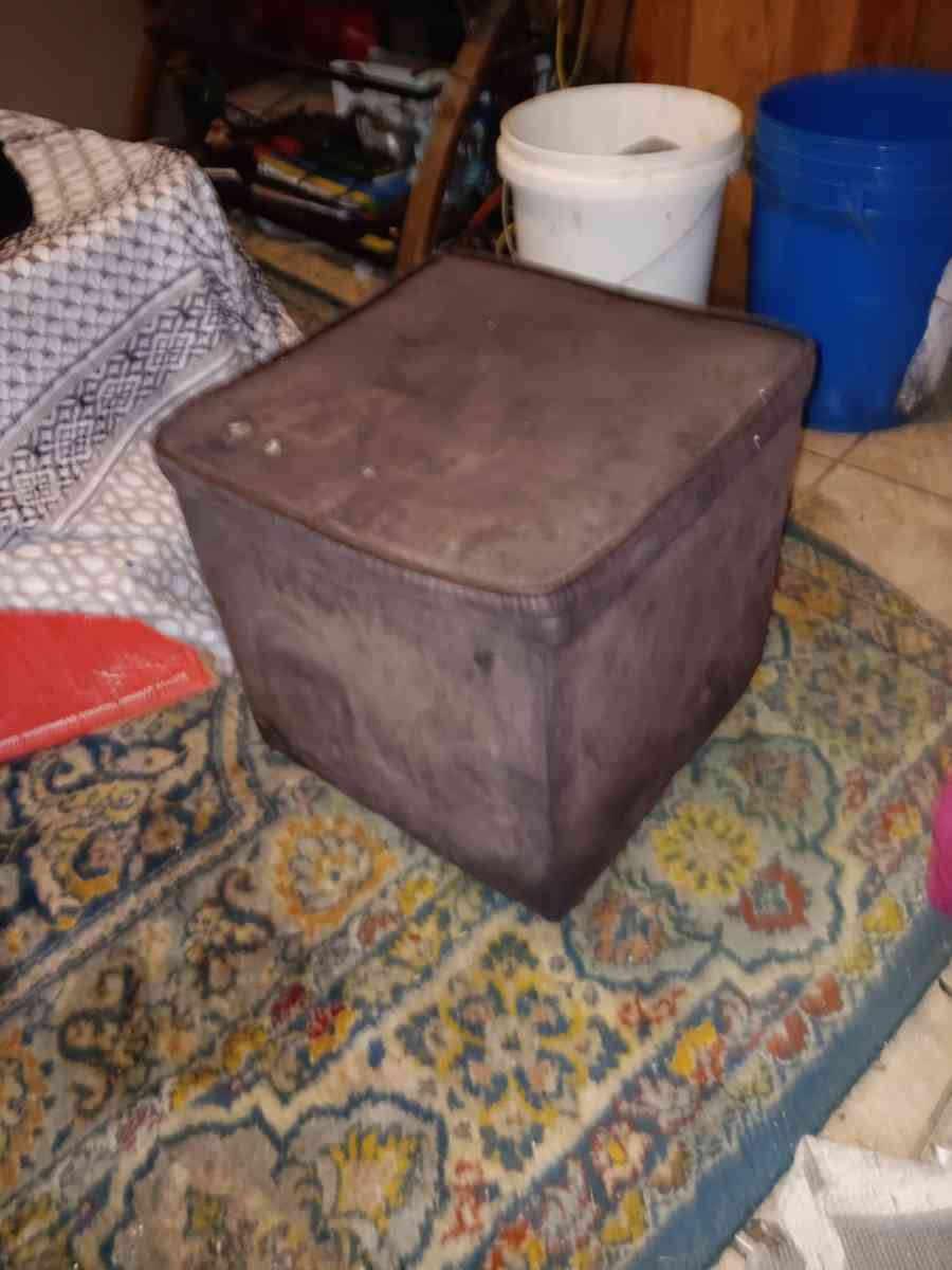foot stool