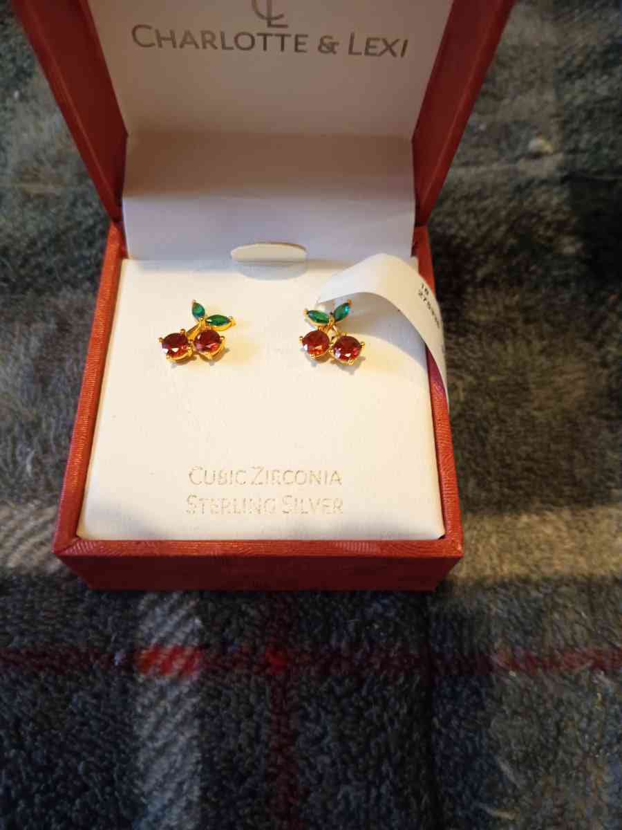 Sterling silver cherry earrings - Pocatello, Idaho - FleaMarketBay