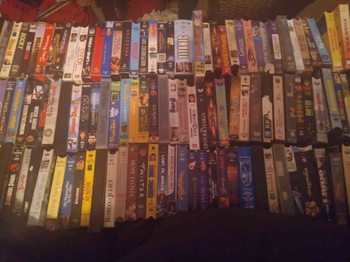 264 VHS tapes - Shelbyville, Tennessee - FleaMarketBay