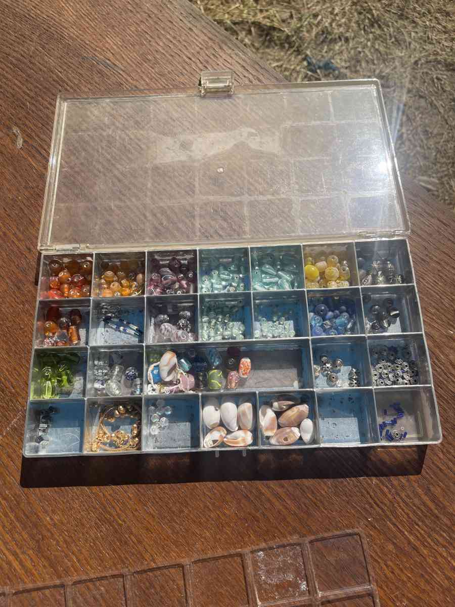 crafting beads - Turlock, California