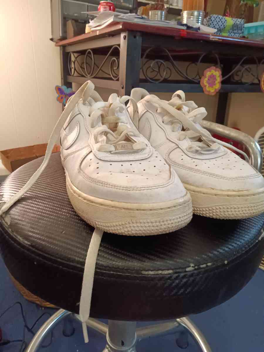 shoes - Commerce, Texas - FleaMarketBay