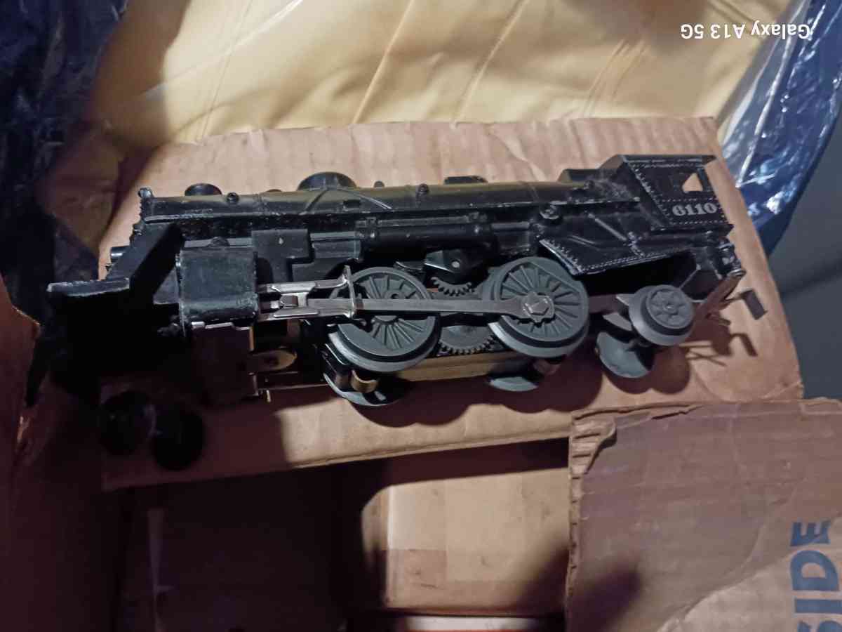 Lionel train cars and engine - Chesterton, Indiana