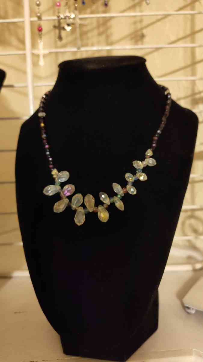 Hand made crystal necklace - Glenpool, Oklahoma - FleaMarketBay