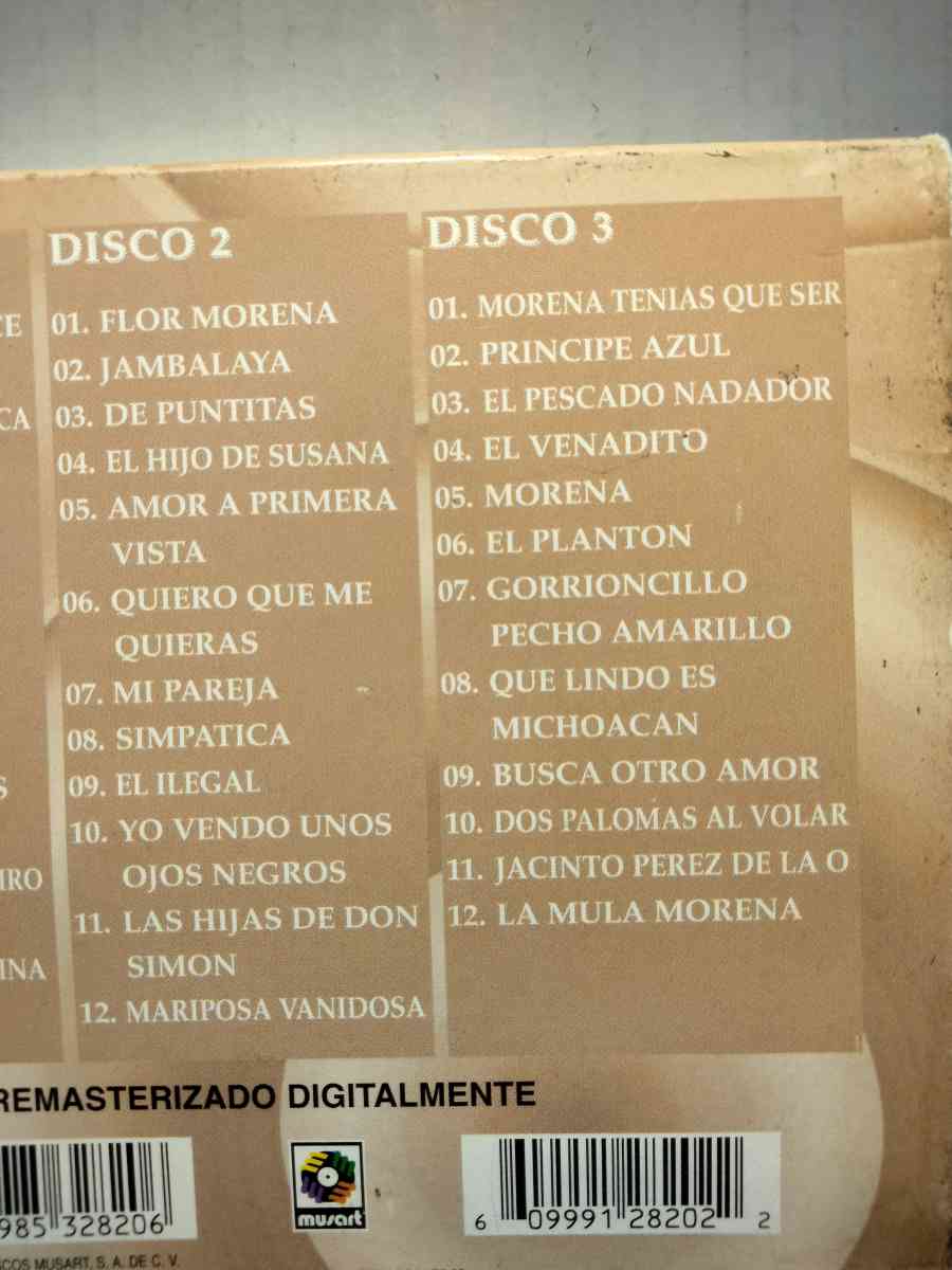 LOS FELINOS COLECCION DE 3 CDS USADOS EN EXC COND OPEN BOX - Chicago, Illinois - FleaMarketBay