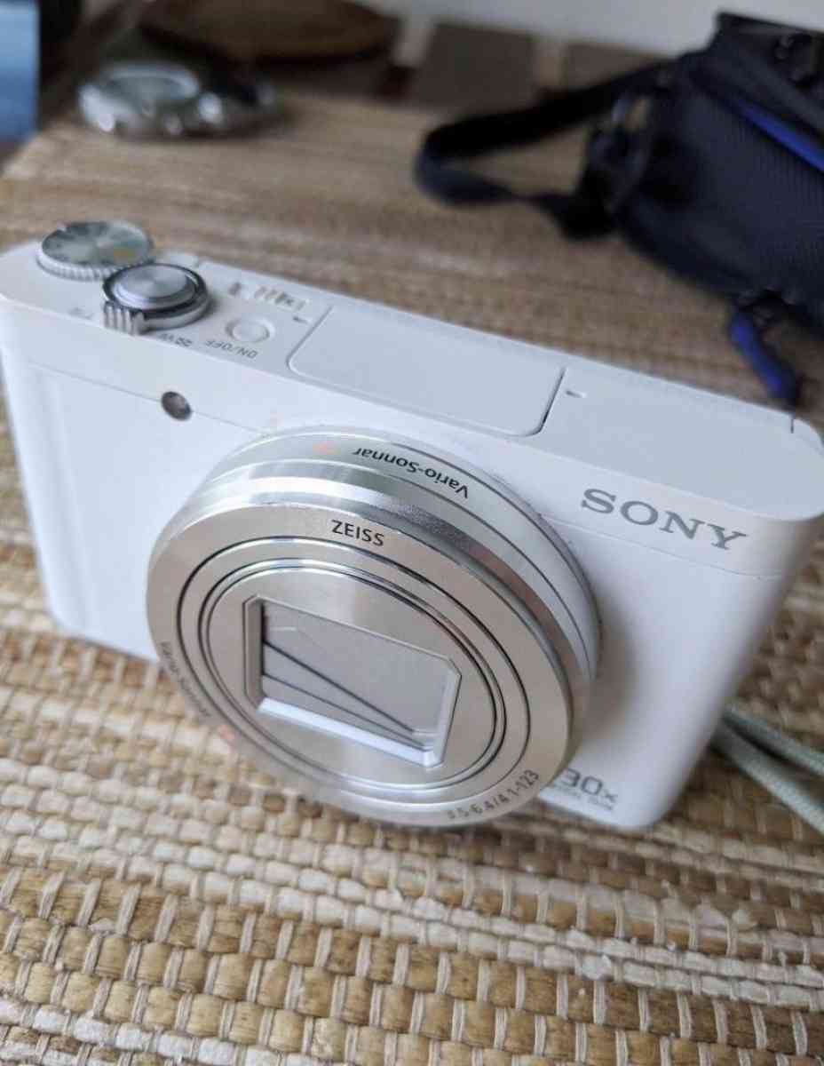 Sony DSCWX500 Digital Camera - Orlando, Florida - FleaMarketBay