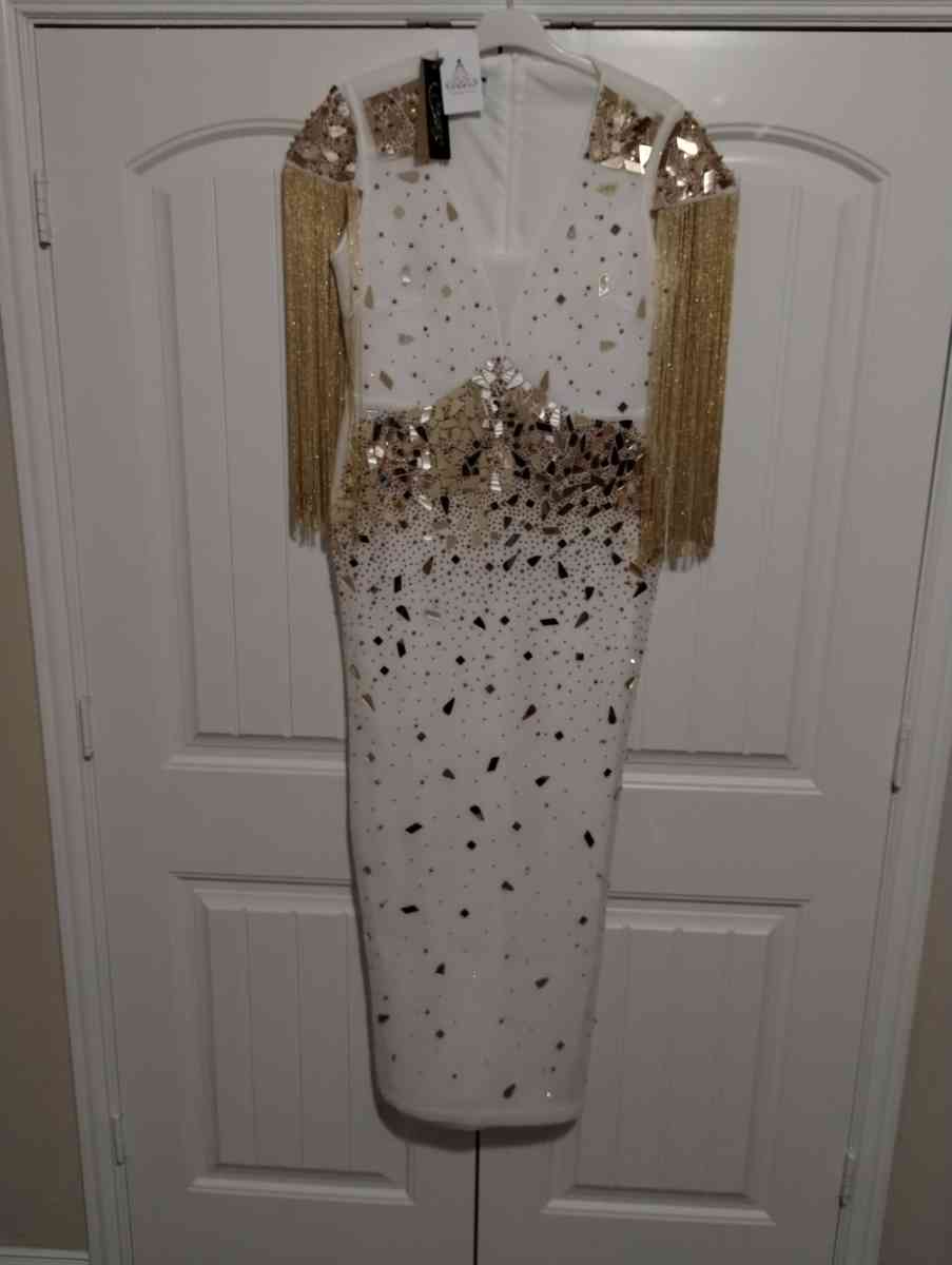 ladies dresses - Frisco, Texas - FleaMarketBay