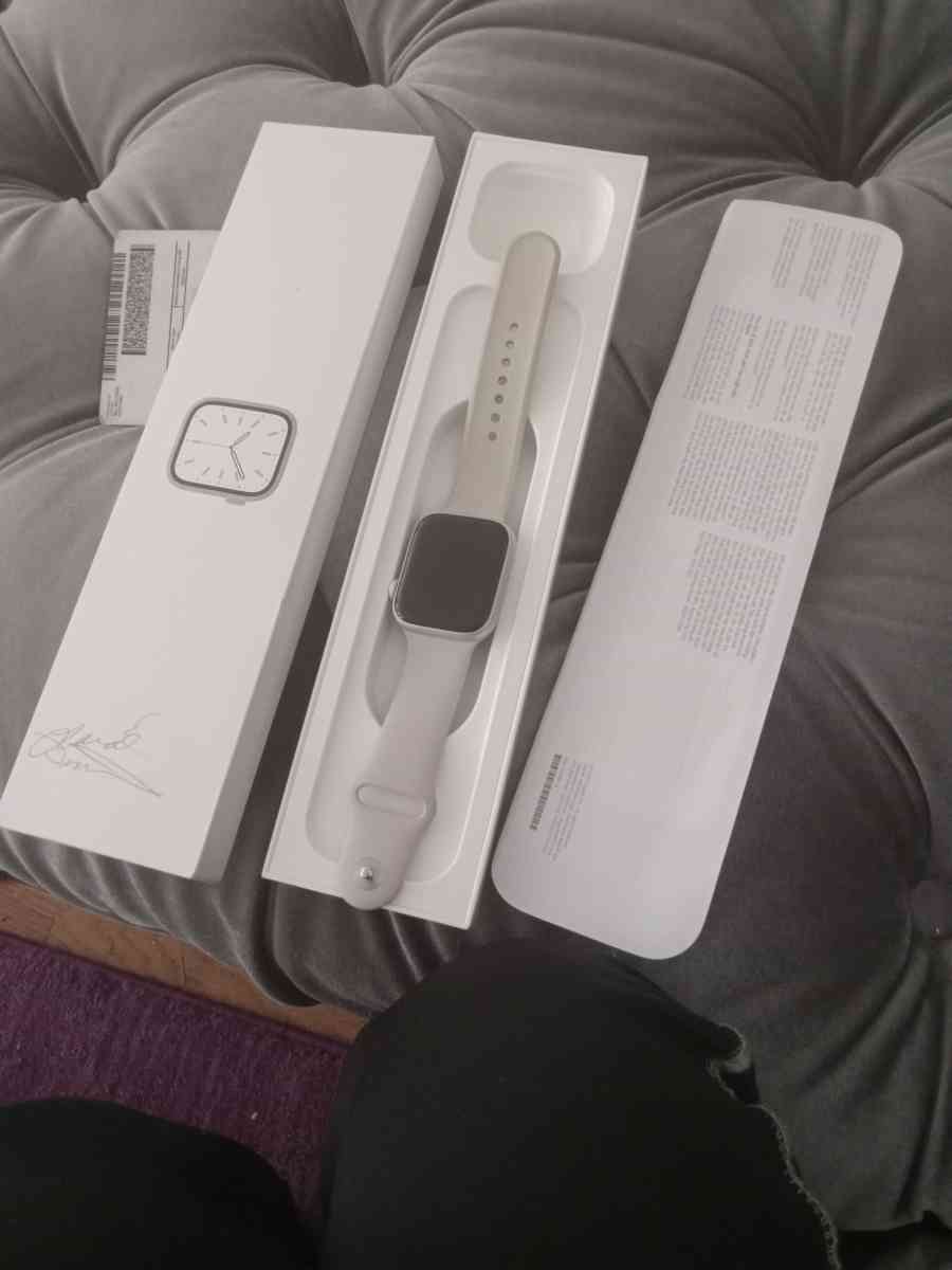 IPhone watch series 7 45mm - Chicago, Illinois