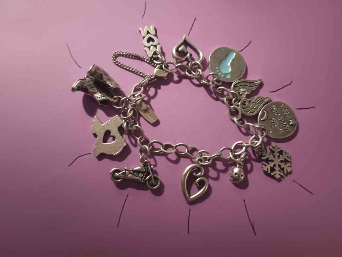 James Avery charm bracelet - Conroe, Texas