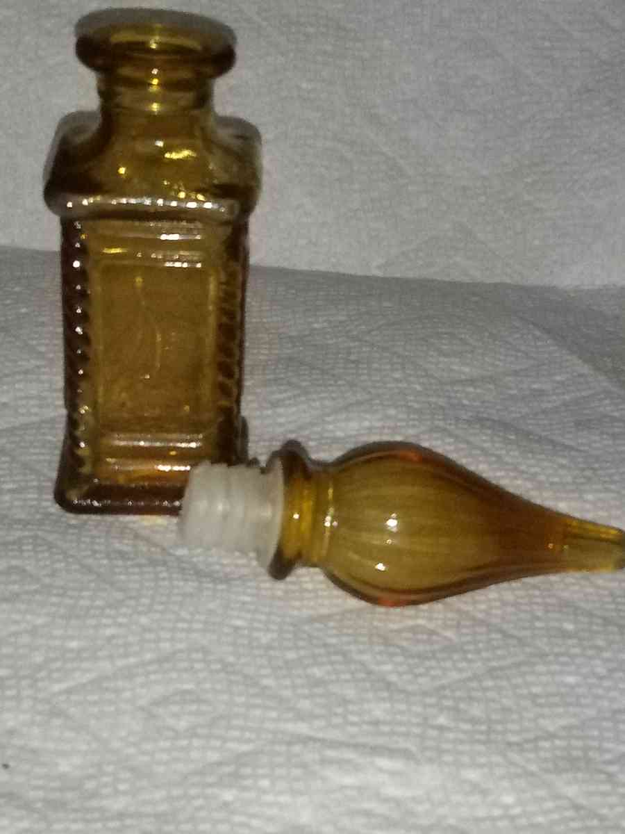 Mini Amber Genie bottle - Pawtucket, Rhode Island - FleaMarketBay