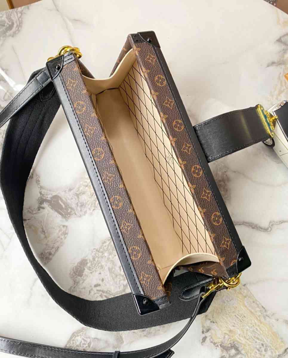 LV bag - Mission Viejo, California - FleaMarketBay