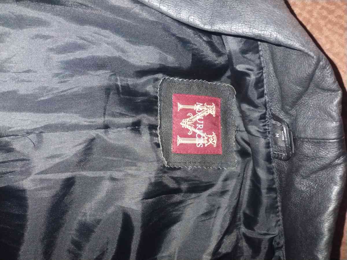 leather y - Advent, West Virginia