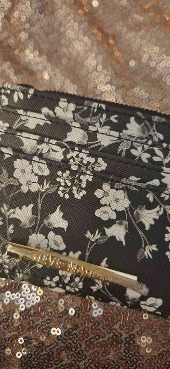 Steve madden wallet - Westminster, California - FleaMarketBay
