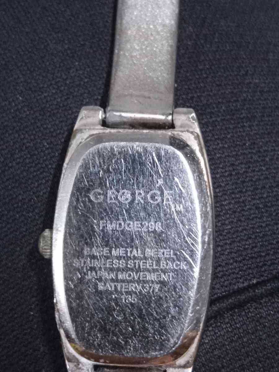 ladies watch - Decatur, Illinois - FleaMarketBay