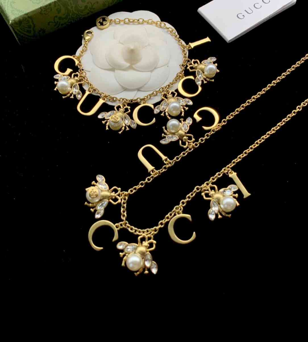 Bee Gucci accessories - Mission Viejo, California - FleaMarketBay