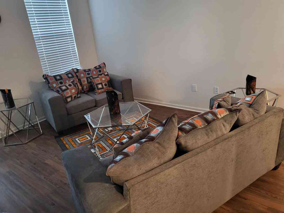 funiture - Memphis, Tennessee - FleaMarketBay