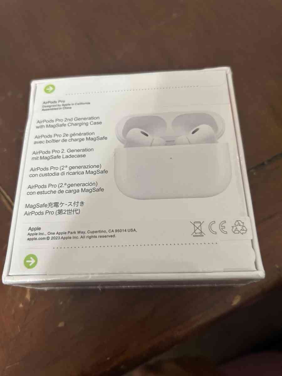 Apple AirPod Pros Gen 2 - Niceville, Florida - FleaMarketBay