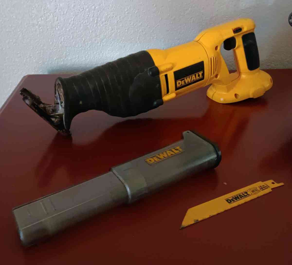 18V Dewalt Lot - Smithville, Tennessee - FleaMarketBay