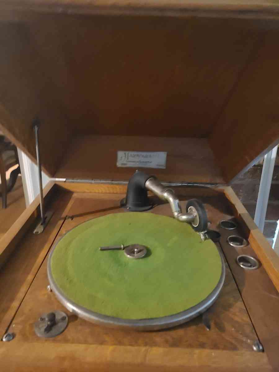 1924 talking machine - Tyler, Texas - FleaMarketBay
