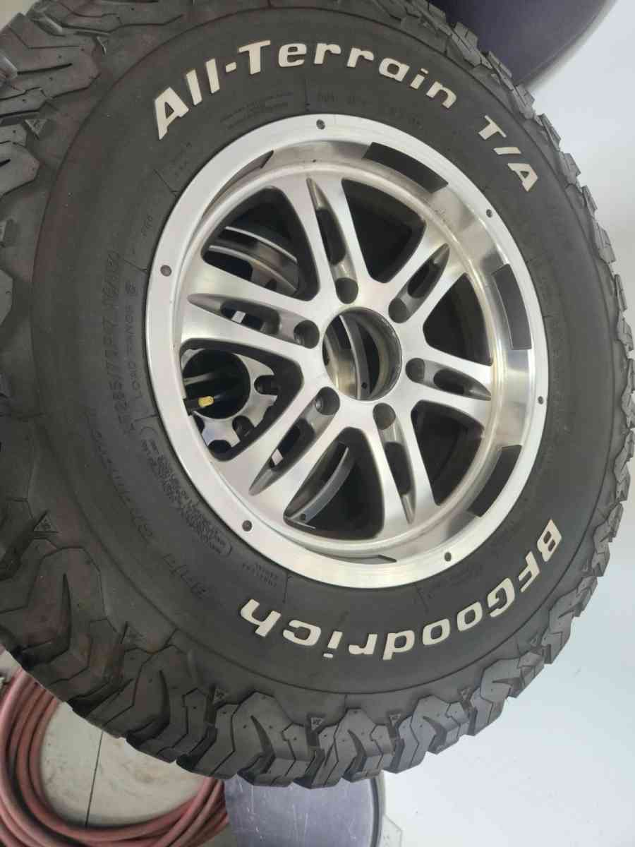 Chevy 1500 Wheels and tires BFGoodrich - Modesto, California - FleaMarketBay