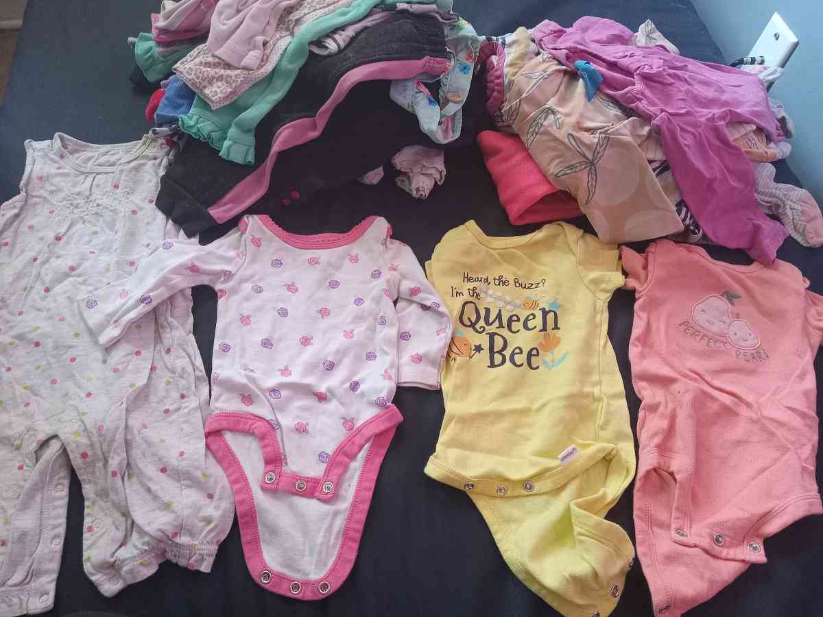 girl baby clothes - Columbus, Ohio - FleaMarketBay