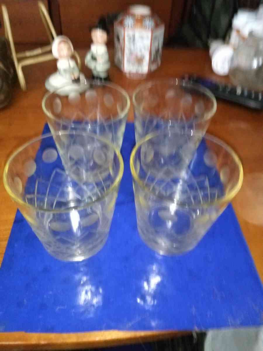 4 Tall Beautifully Acid Etched wine glasses - Pawtucket, Rhode Island
