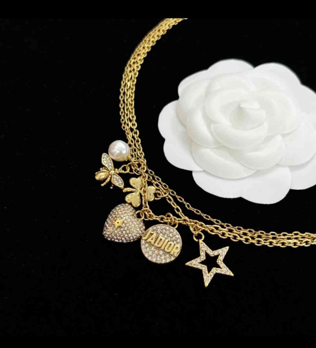 CDior Accessories - Mission Viejo, California - FleaMarketBay